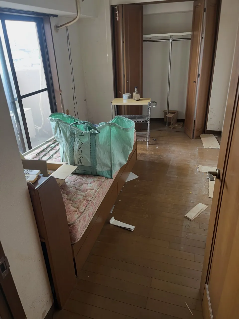 ダイアパレス神水桜並木にて残置物撤去！